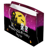 ハロウィーンハッピーバースデーミムミダークピンク ラージペーパーバッグ (裏面アングル)