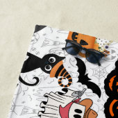 ハロウィーンパターン。不気味可愛い ビーチタオル (インサイチュ)