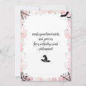 ハロウィーンピンクベビーが赤ちゃんシャワーを醸造 招待状 (裏面)