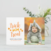 ハロウィーンフォトカードのトリックまたはトリートメント カード (スタンド正面)
