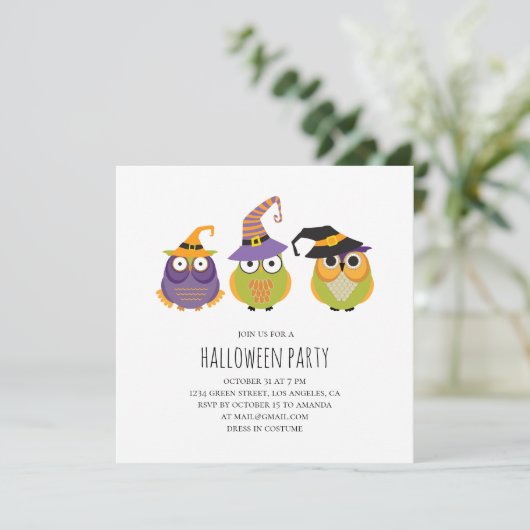 ハロウィーンフクロウ。子供おもしろいの衣装パーティー。動物 招待状 (スタンド正面)