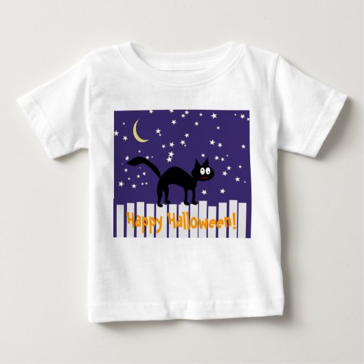 ハロウィーンブラックキャットオンフェンス ベビーTシャツ (正面)