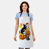 ハロウィーンブラック子猫かわいらしバッティング葉 エプロン (着用した状態)
