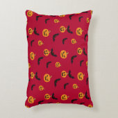 ハロウィーンレッドパンプキンとこうもり柄 アクセントクッション (正面(垂直))