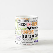 ハロウィーンワードタイポグラフィおもしろいホリデーコーヒーマグ コーヒーマグカップ (中央)