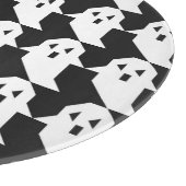 ハロウィーン幽霊:幾何学的シームレスパターン。 カッティングボード (角)