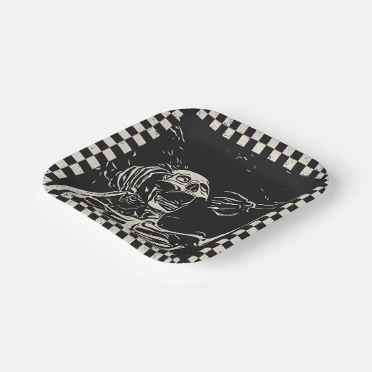 ハロウィーン怖いスケルトン白黒市松模様に ペーパープレート (傾斜あり)