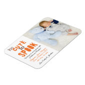 ハロウィーン新生児少年は写真をスポックするには可愛すぎる マグネット (左側)