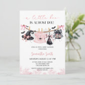 ハロウィーン服ライン女の子の赤ちゃんシャワー 招待状 (スタンド正面)