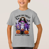 ハロウィーン海賊 トリック・オア・トリート それとも船から飛び込む? Tシャツ (正面)