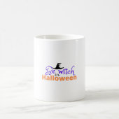 ハロウィーン用のハロウィンシャツに魔女になる コーヒーマグカップ (中央)
