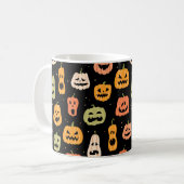 ハロウィーン用カボチャの継ぎ目のない模様。手が悪い コーヒーマグカップ (正面左)