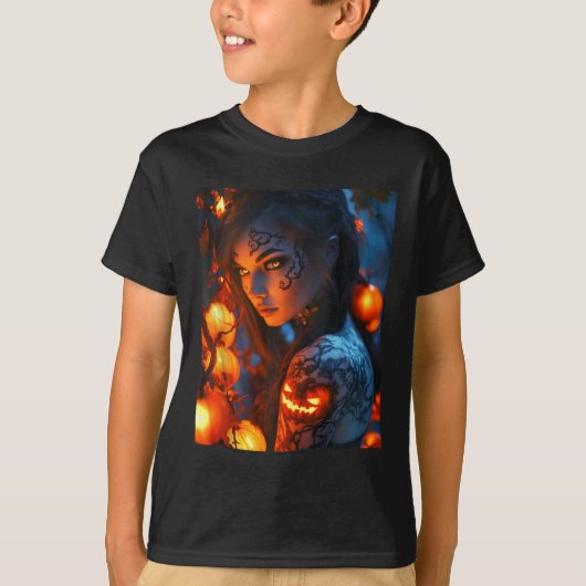 ハロウィーン神秘的な魔女白熱［赤熱］光を放つカボチャ Tシャツ (正面)