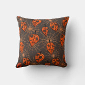 ハロウィーン紅葉とクモの巣 クッション (裏面)