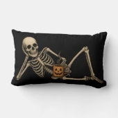 ハロウィーン腰枕ブラックを敷き詰めたスケルトン ランバークッション (裏面)