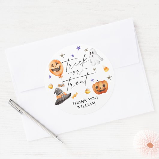 ハロウィーン誕生日パーティーのトリックまたはトリートメント ラウンドシール (封筒)