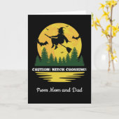 ハロウィーン警告ウィッチブロムスティックを飛んでいる横切る カード (黄色い花)