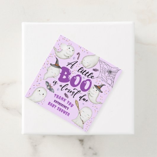 ハロウィーン赤ちゃんシャワー紫の女の子かわいい小さなブー フェイバータグ (インサイチュ)