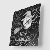 ハロウィーン魔女ほうき、怖い眼球、クモの巣 スクエア壁時計 (傾斜)