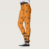 ハロウィーン魔女ブラックキャッツ – オレンジ レギンス (左)