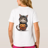 ハロウィーン🎃 かぼちゃ魔女の格好をした不機嫌な猫 Tシャツ (裏面)
