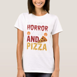 ハロウィーン ホラー 映画とピザのタイポグラフィ Tシャツ