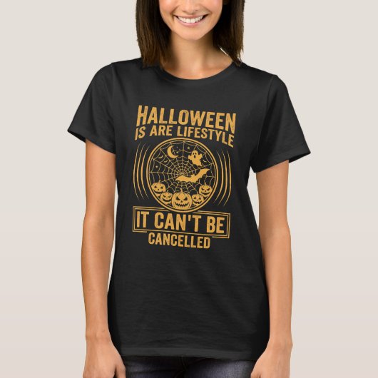 ハロウィーン ライフスタイル コウモリ クモの巣 デザイン_1 Tシャツ (正面)