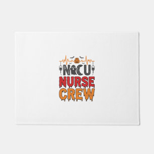 ハロウィーン NICU看護師クルー ヴィンテージタイポグラフィーTシャツ ドアマット