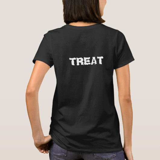 ハロウィーンTシャツのトリックまたはトリートメント Tシャツ (裏面)