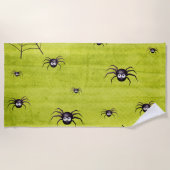 ハロウ不気味ィン怖いクモの緑 ビーチタオル (正面)