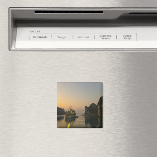 ハロン湾で楽しい夕日ベトナムケースメイト マグネット (インサイチュ (食洗機))