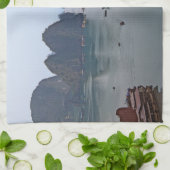 ハロン湾の帆船 – ベトナム，アジア キッチンタオル (折り畳み)