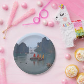 ハロン湾の帆船 – ベトナム，アジア ペーパープレート (パーティー)