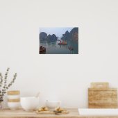 ハロン湾の帆船 – ベトナム,アジア ポスター (キッチン)