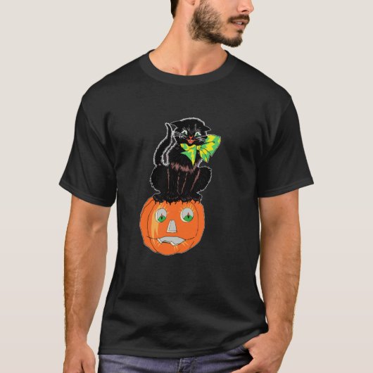 ハローのジャック・オ・ランタンに座っている怖い黒猫 Tシャツ (正面)