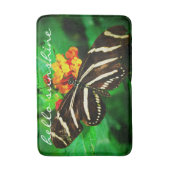 ハローサンシャイン引用文白黒バタフライフォト バスマット (正面縦)