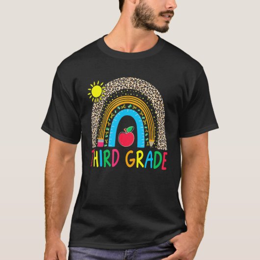 ハローサードグレードチーム第3新学期レインボー Tシャツ (正面)
