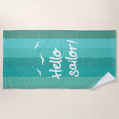 ハローセーラーおもしろい船クルー、デッキブルーストライプの ビーチタオル (正面)