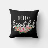 ハロービューティフルウォーターカラーバラタイポグラフィシック クッション (正面)