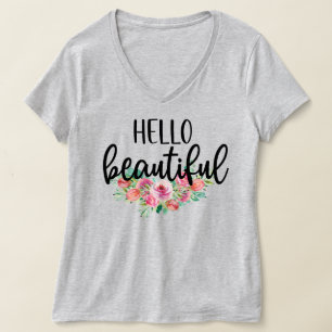 ハロービューティフルウォーターカラーバラタイポグラフィシック Tシャツ