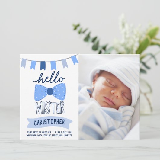 ハローミスターブルーボウタイフォトボーイ誕生 案内状 (スタンド正面)