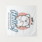 ハロー! – ハッピーホワイトドッグ漫画デザイン タペストリー (正面(横))