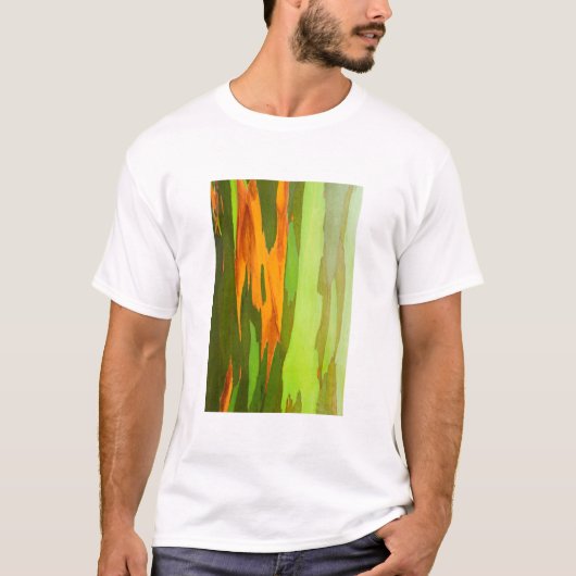ハワイのレインボー・ユーカリの樹皮 Tシャツ (正面)