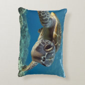 ハワイの緑のウミガメ アクセントクッション (裏面(縦))