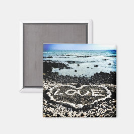 ハワイの黒い砂のビーチラブサンゴのハート写真 マグネット