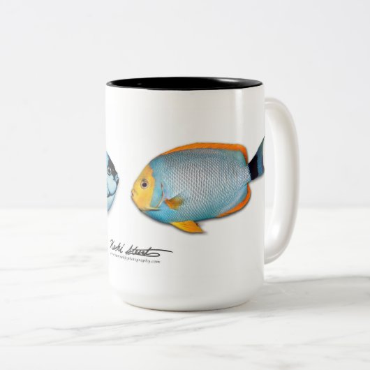 ハワイアンによって覆われるAngelfish、Genicanthusのpersonatus ツートーンマグカップ (正面右)