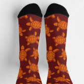 ハワイアンシータートルバーグンディパターン(の模様が)あるアロハ ソックス (上部)