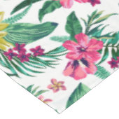 ハワイアンピンクと黄色の花 テーブルクロス (アングル)