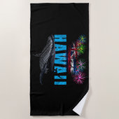 ハワイニーポリネシアの部族のハンプバック花火 ビーチタオル (正面)