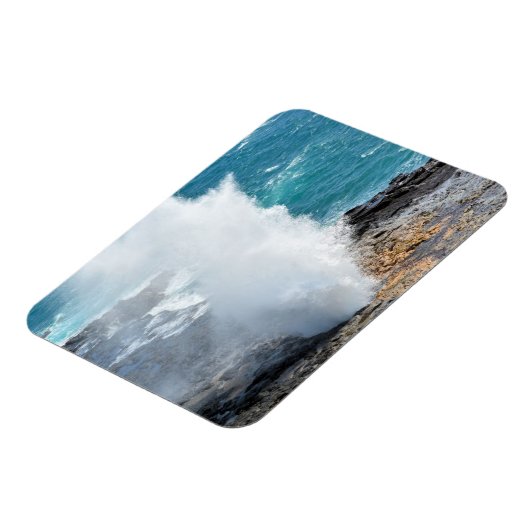 ハワイ州カウアイの噴出角 マグネット (左側)